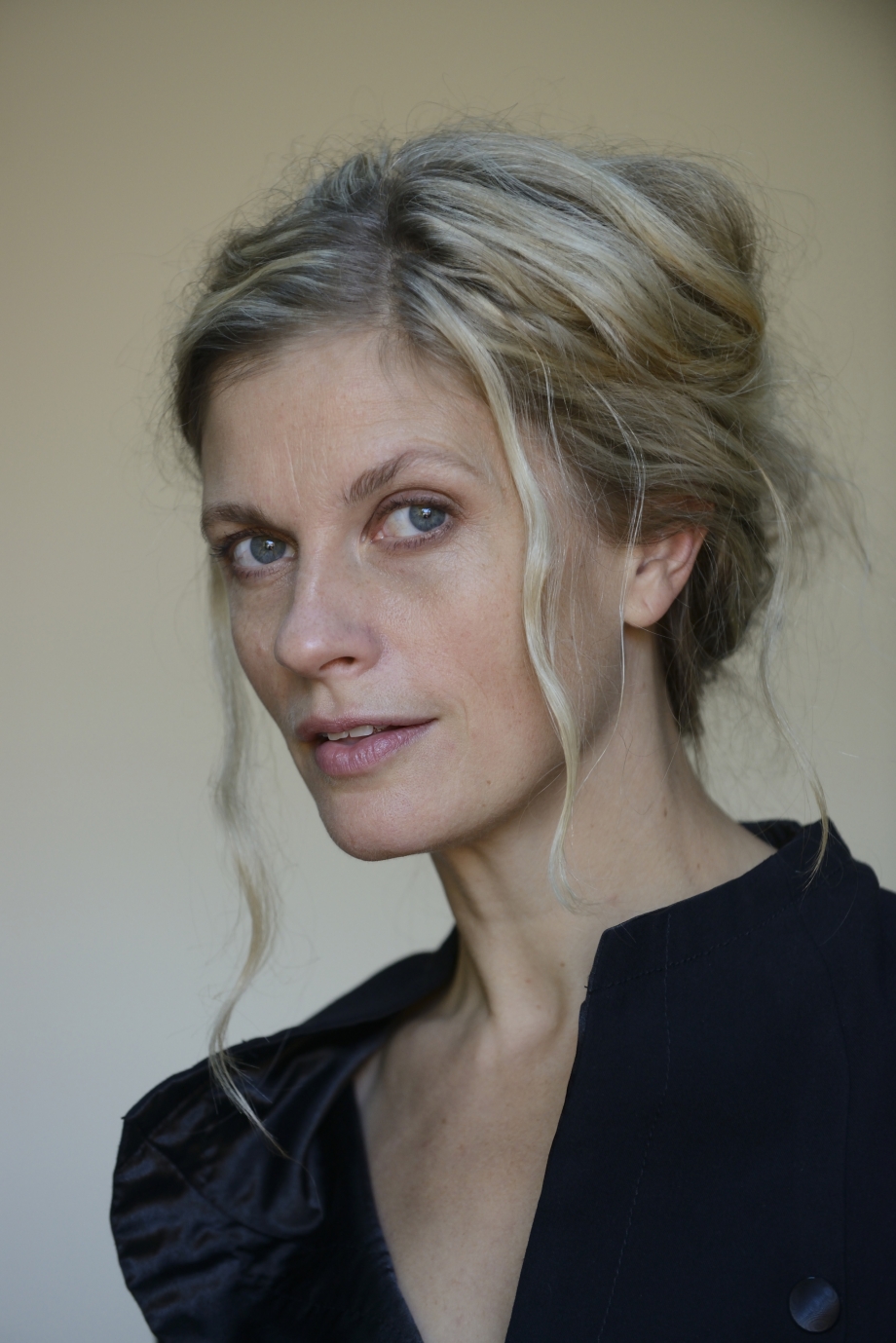 Crystal Pite OntheBoards.tv